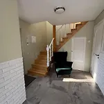 Butas Osupio Apartamentai Prie Juros
